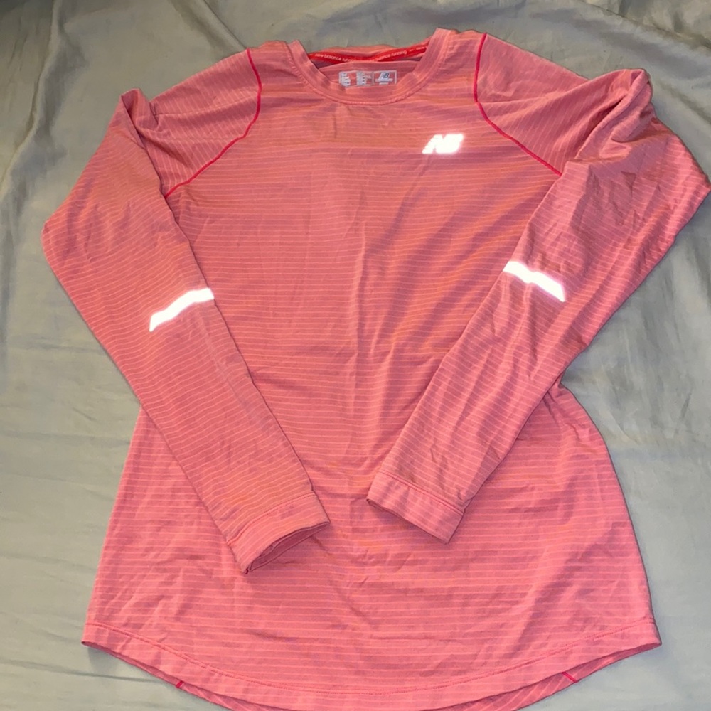 Used new balance “seasonless” long sleeve in pink striped size small